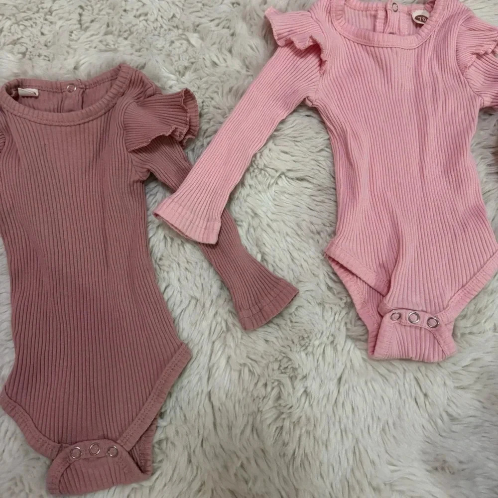 Amazon baby girl outfit sets size 70 Amazon or 0-3 months - Picture 5 of 6